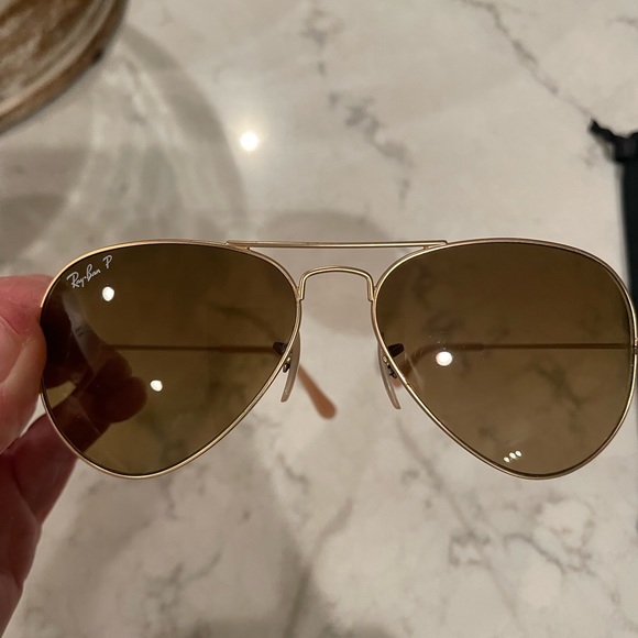 Ray ban gold polarized sunglasses - Picture 2 of 4